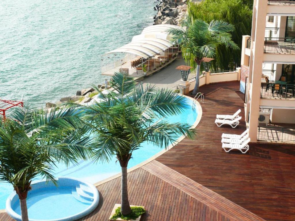 Privat Apartament Marina City Baltschik Exterior foto