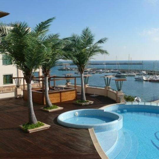 Privat Apartament Marina City Baltschik Exterior foto