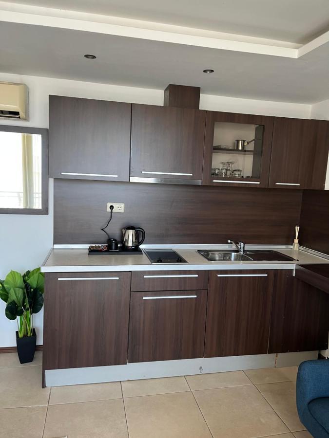 Privat Apartament Marina City Baltschik Exterior foto