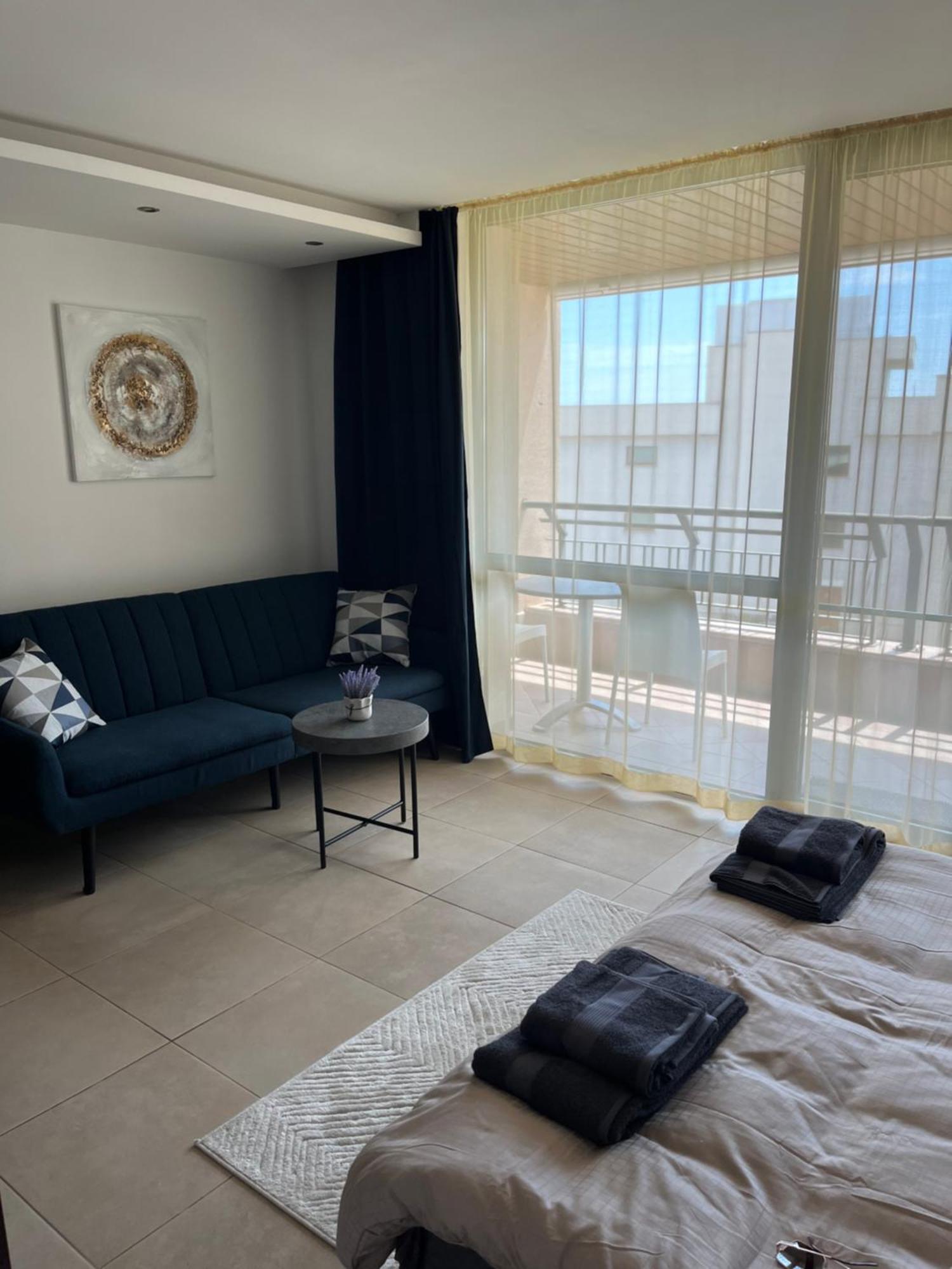 Privat Apartament Marina City Baltschik Exterior foto